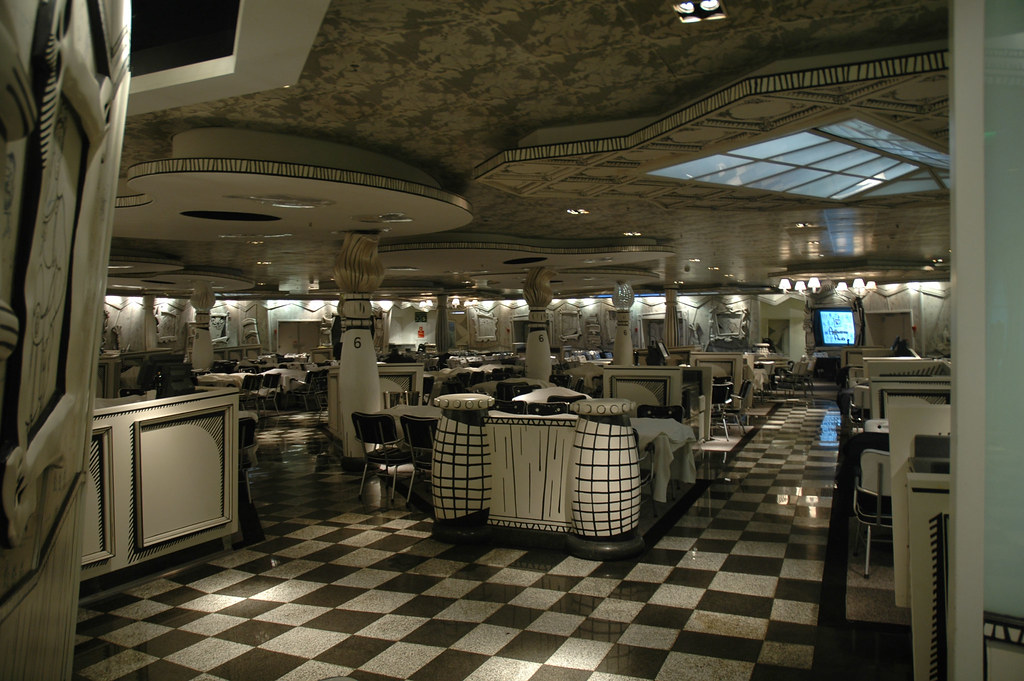 Best Cruise Lines for Big Families themed dining rooms