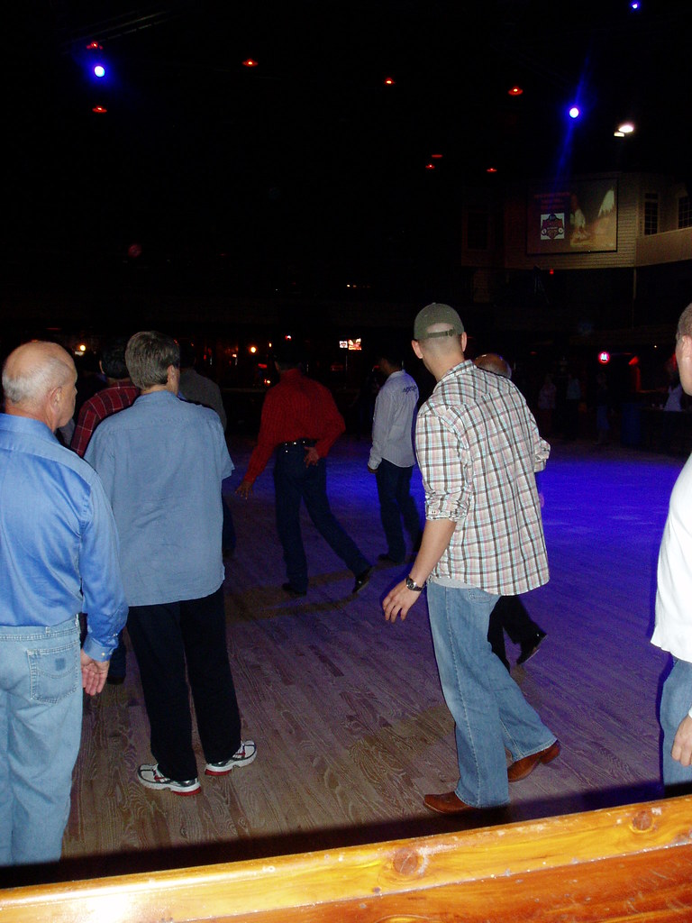 Best Budget-Friendly Cruises for First-Timers dance lessons