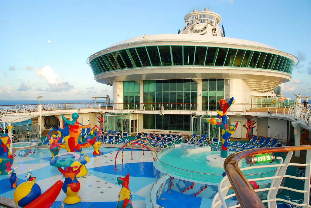 Best Cruise Lines with Toddlers RCCL splash pad