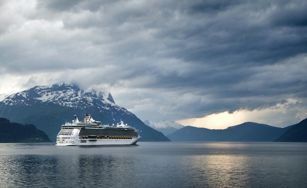 Best Cruise Lines for Alaska Featured Image